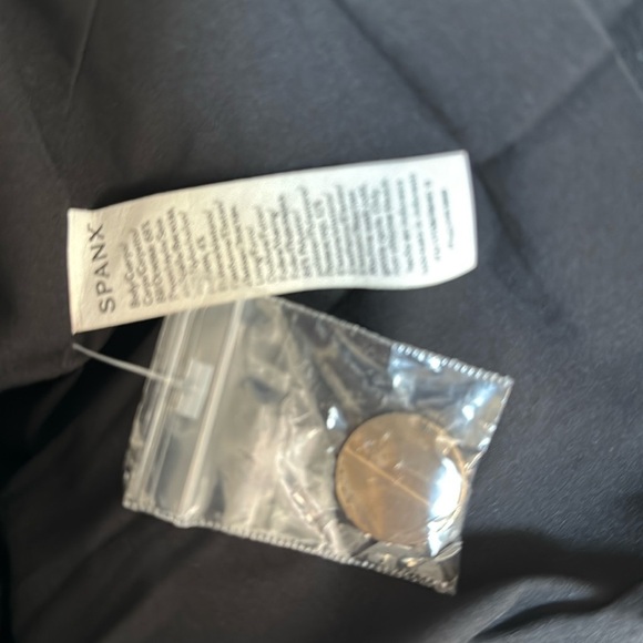 Spanx The Perfect Asymmetrical Blazer Classic Black Small - Picture 10 of 10